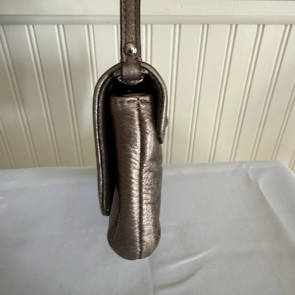 COACH KRISTIN Soft Pebbled Leather Silver Metallic Wristlet Top Handle Mini Bag